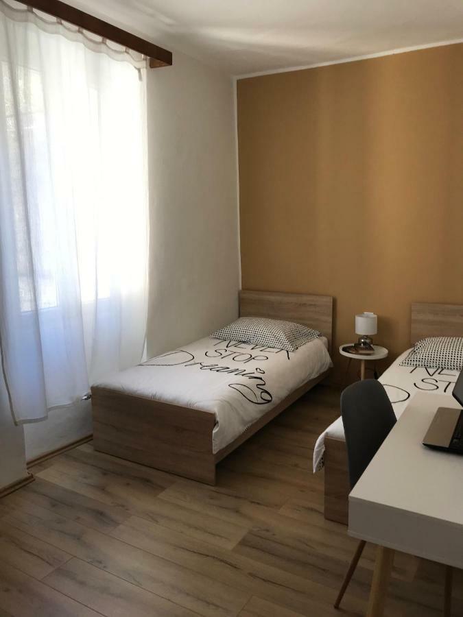 שיבניק Apartment Bruno מראה חיצוני תמונה