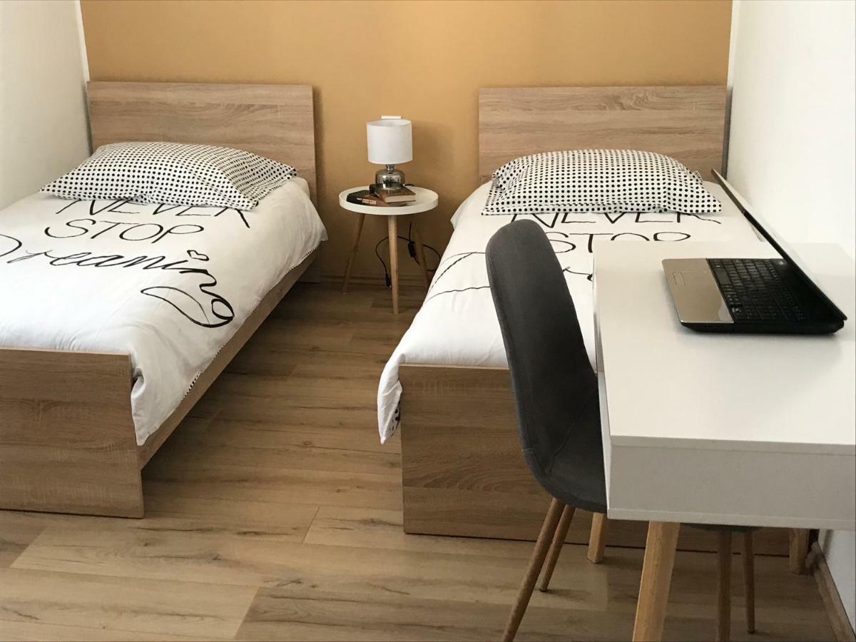 שיבניק Apartment Bruno מראה חיצוני תמונה